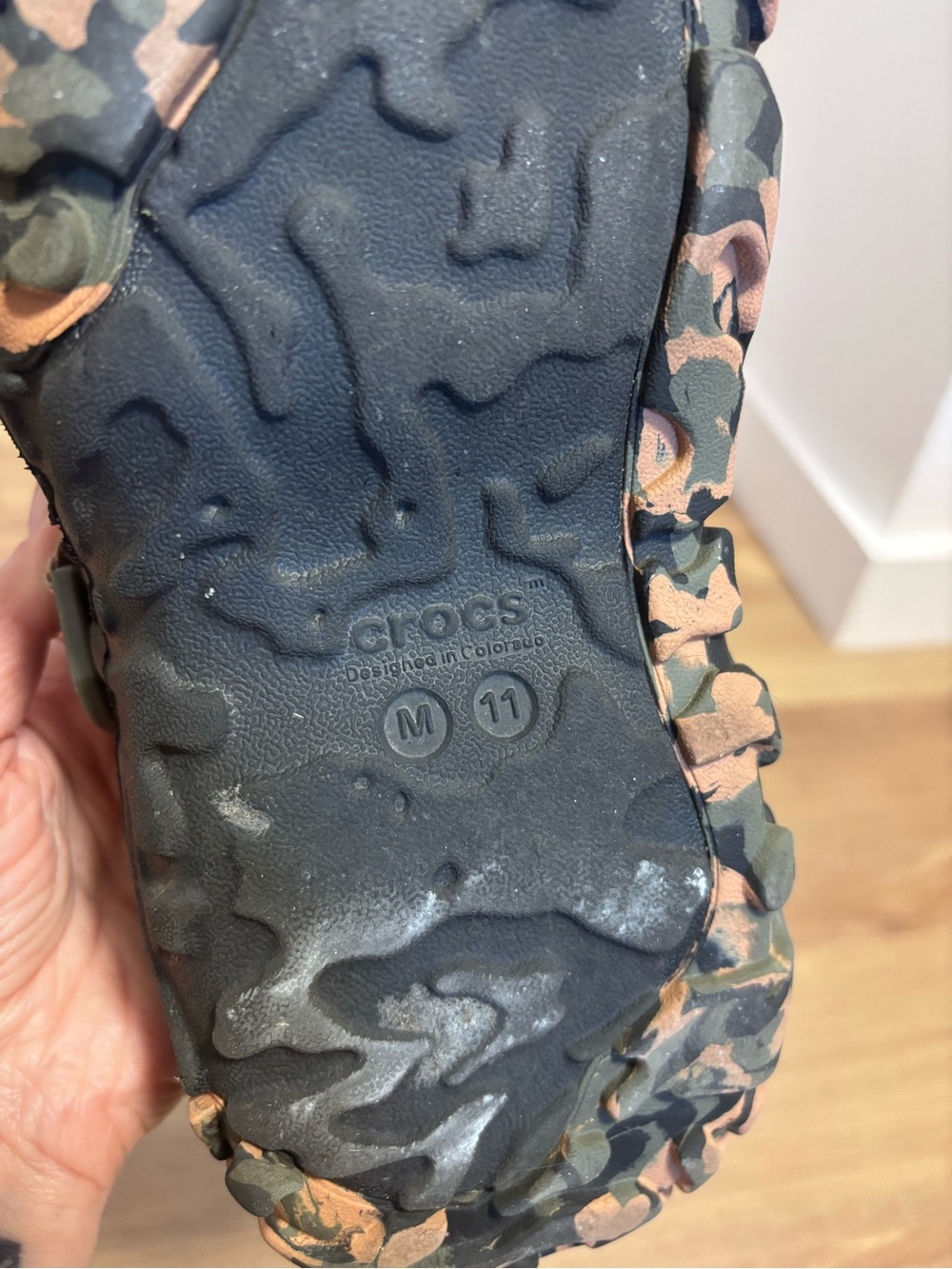 Crocs MTN All Terrain Atlas Clog Black/Cork Sz 11 - Picture 4 of 7